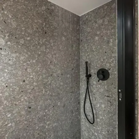 White House 3 Floor Διαμέρισμα *