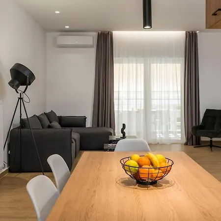 White House 3 Floor Chania (Crete)
